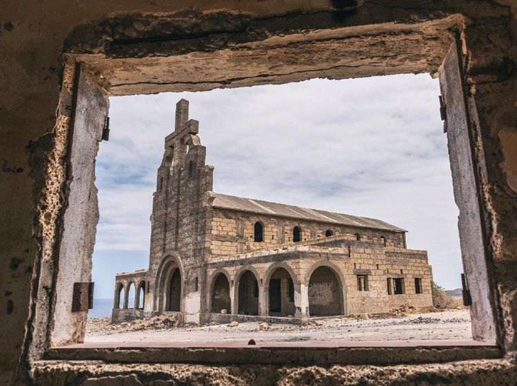 Foto: Kota Hantu Tempat Karantina Penderita Kusta di Spanyol