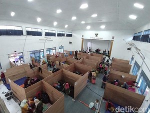 Kembali Mengungsi, Warga Lereng Merapi Magelang Cerita Dengar Gemuruh