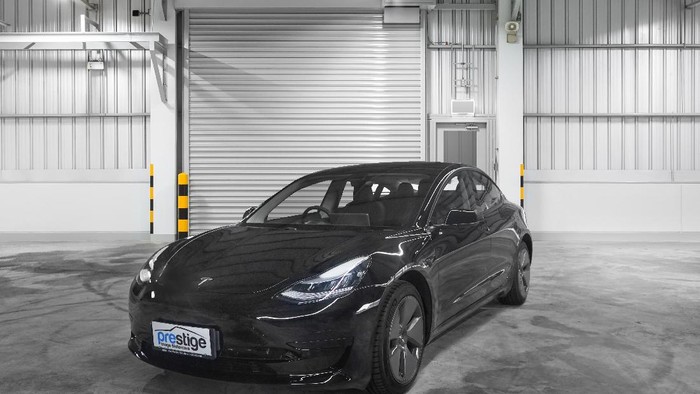 Tesla Model 3 Facelift
