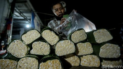 Usai Mogok Produksi, Tempe di Pasar Kramat Jati Laris Manis
