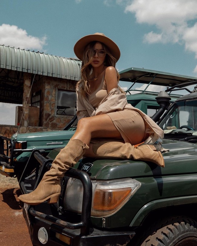 Ini influencer asal Rusia yang tajir melintir. Wanita asal Moscow ini hidup bergelimang harta. Foto: Instagram