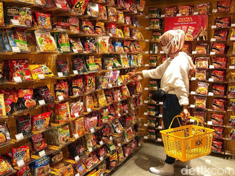 Surga Mie Instan Hadir di Jakarta, Bisa Belanja Sambil Foto OOTD