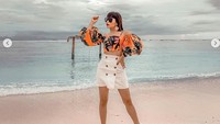 Adapula yang menuliskan jika pernikahan Kiwil dengan Eva hanyalah settingan untuk mendongkrak populeritas dirinya. Dok. Instagram/evabelisima_official