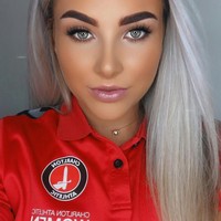 Setelah video yang diunggah di Snapchat itu viral, Charlton FC memutuskan untuk mengeluarkannya dari tim. Klub sudah mengetahui adanya video dan akan segera menginvestigasi insiden tersebut. Klub kami kecewa dengan perilaku tersebut karena tidak mewakilkan standar tim kami. Pemain tersebut sudah dihapus dan sekarang sudah meninggalkan klub, ungkap klub. Foto: Instagram @madelene_wright