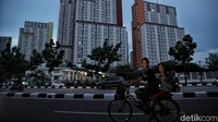 Pasien di Wisma Atlet terbagi dua, yakni pasien rawat inap dan isolasi mandiri. Pasien rawat inap di Tower 4, 6, dan 7 berjumlah 2.933 orang pada Selasa 5 Januari 2021.