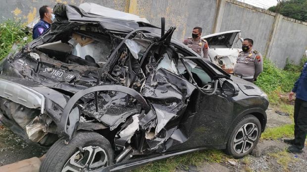 Penampakan mobil Chacha Sherly di Polres Semarang, Rabu (6/1/2021).