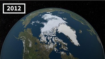 Wilayah Samudra Arktik yang tertutup es makin berkurang tiap tahunnya. Foto: NASA via Bored Panda