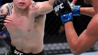 Terakhir di kelas bulu, Brandon Moreno juga mencuri perhatian setelah meraih hasil seri kontra Deiveson Figueiredo. Petarung asal Meksiko ini punya pertarungan stand up yang ganas (Getty Images)