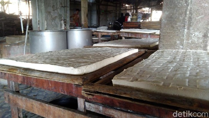 Produksi tahu di Pandeglang, Banten.