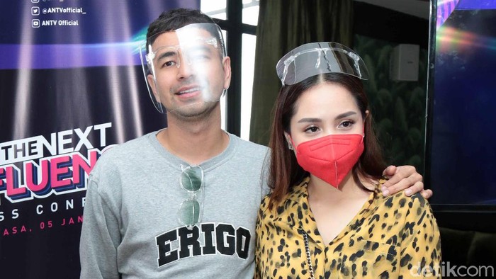 Raffi Ahmad dan Nagita Slavina saat ditemui di kawasan Antasari.