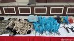 Deretan Busur Panah-Senapan Diamankan dari Rumah Anggota JAD di Makassar