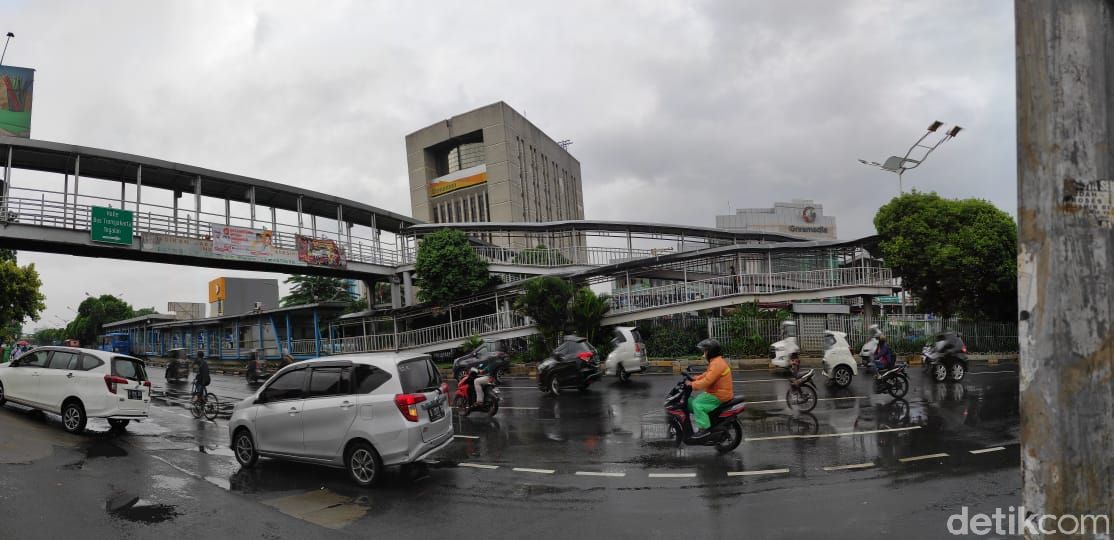 JPO Matraman (Syahidah Izzata/detikcom)
