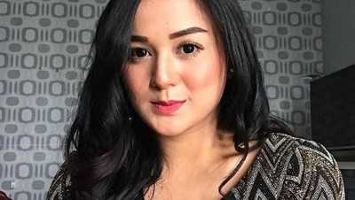 Juwita Bahar dan 7 Selebriti Indonesia yang Diet Tidak Makan Nasi