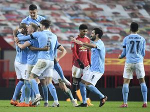 Man City Vs MU: Setan Merah Mesti Terbiasa Kejar Tetangga Berisik