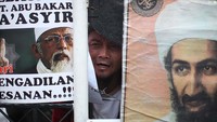 Pendiri pondok pesantren Al Mukmin, Ngruki Sukoharjo itu akan bebas pada Jumat 8 Januari 2021 dari Lapas Gunung Sindur, Bogor. Dimas Ardian/Getty Images.