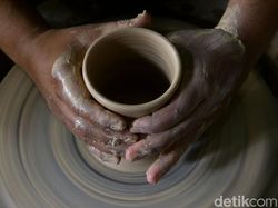 Melirik Bisnis Keramik, Sumber Cuan Menjanjikan di Kala Pandemi
