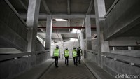Kini bangunan yang telah selesai dibangun adalah gedung parkir dengan kapasitas 108 mobil dan masjid dengan desain unik dan modern.   
