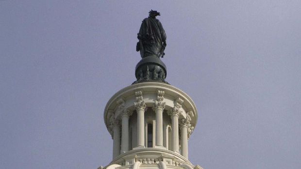Kericuhan sempat terjadi di Gedung Capitol AS saat massa pendukung Donald Trump berdemo. Lihat yuk sejarah gedung ini.