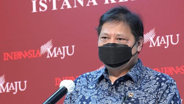 Menko Perekonomian/Ketua Komite Penanganan COVID-19 dan Pemulihan Ekonomi Nasional, Airlangga Hartarto