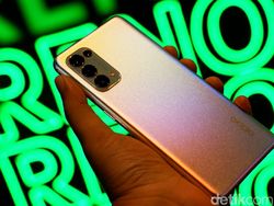 Menggenggam Oppo Reno5 5G yang Ditenagai Snapdragon 765G