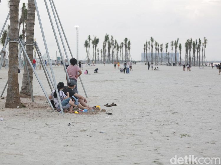 Potret Pantai Pasir Putih PIK2 Ala Miami
