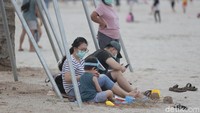 Pantai Pasir Putih ini memanjang hingga kurang lebih 4 Km seperti tertulis di situs resmi Agung Sedayu selaku pengembangnya (Wisnu/20detik)