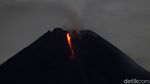 Penampakan Terkini Gunung Merapi yang Semburkan Lava Pijar
