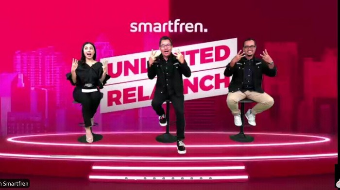Smartfren menghadirkan paket Unlimited Relaunch dengan iming-iming tambahan kuota malam.
