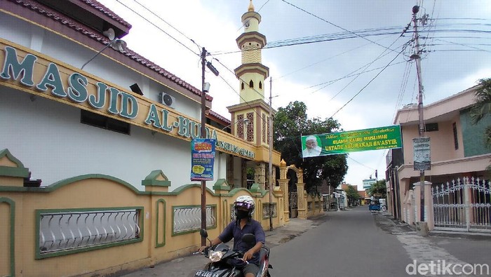 Spanduk di sekitar Ponpes Al-Mukmin Ngruki, Sukoharjo, menyambut Abu Bakar Baasyir, Kamis (7/1/2021).