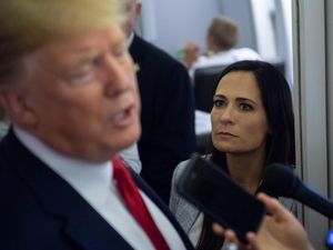 2 Pejabat Gedung Putih Mundur Usai Massa Trump Serbu Capitol