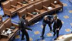 Rusuh! Massa Trump Kepung Gedung Capitol saat Kongres AS