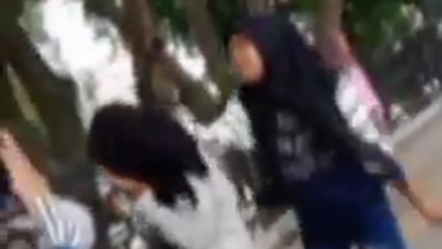viral bullying remaja putri di gresik