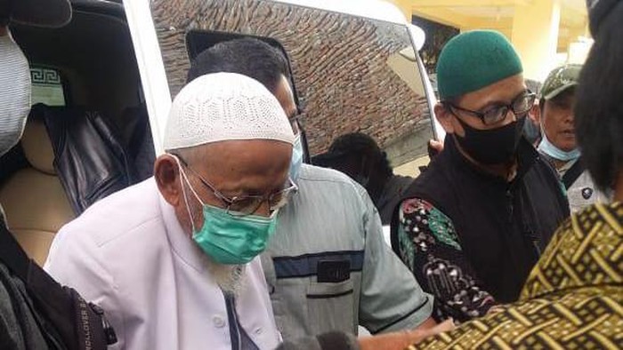 Abu Bakar Baasyir tiba di Ponpes Ngruki, Sukoharjo, Jumat (8/1/2021).