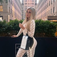 Aku tidak peduli. Aku mengatakan kepada nenekku, terima kasih untuk uang yang diberikan selama ini, tambah Ava.  Foto: dok. Instagram