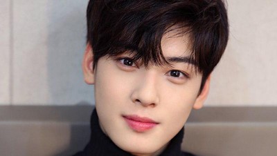 8 Foto Transformasi Cha Eun Woo, Bintang True Beauty yang Tampan dari Lahir