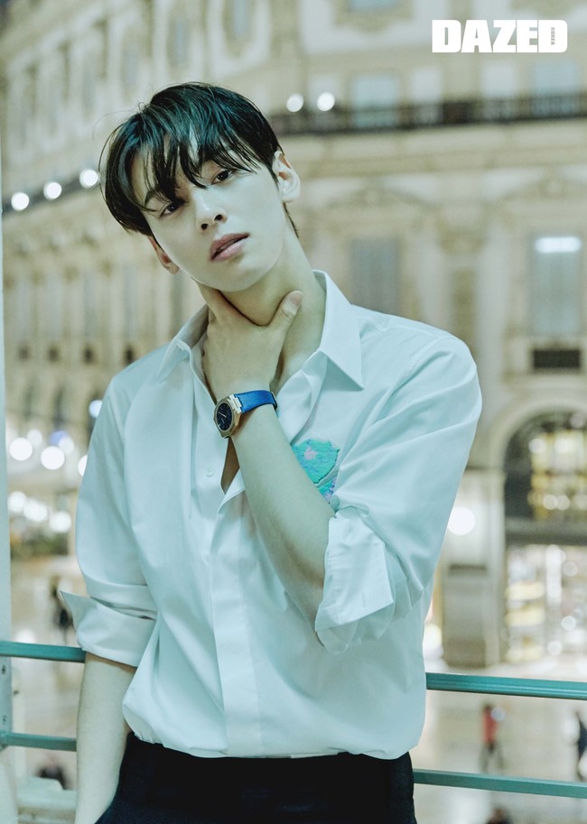 Pada tahun 2018, Cha Eun Woo masuk dalam daftar ‘Men of The Year’ yang dirilis GQ Korea. Dan pada 2019, Cha Eun Woo mendapatkan penghargaan sebagai Most Charming Actor pada ajang perdana iQiyi Entertainment Awards. Foto: Onehallyu