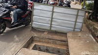 Kemacetan ini terjadi saat jam-jam sibuk.