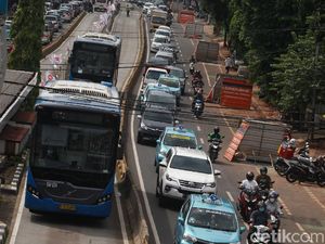 Duh, Galian Utilitas Bikin Buncit-Mampang Tambah Macet