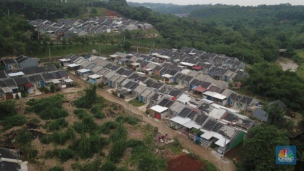 Foto udara suasana perumahan subsidi di Kawsan Ciseeng, Bogor, Jawa Barar, Jumat (8/1/2021). (CNBC Indonesia/Andrean Kristianto)