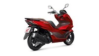 AP Honda Thailand siap menjual All New Honda PCX 160 mulai 7 Januari di dealer Honda Wing Center. Skutik ini ditawarkan dalam 2 model, dengan pilihan warna abu-abu dan merah-putih untuk model standar, serta hitam-coklat dan merah-coklat untuk versi ABS. Foto: AP Honda