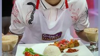 Selain dikenal sebagai pecinta flora dan fauna, Irfan Hakim juga punya ketertarikan sendiri dengan kuliner. Bahkan ia pernah membuktikan kepiawaiannya memasak dalam sebuah acara di televisi. Foto: Instagram @irfanhakim75