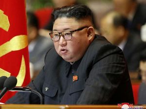 Gerilya Kim Jong-un Basmi K-Pop di Korea Utara