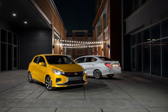 Mitsubishi Mirage berwajah Xpander