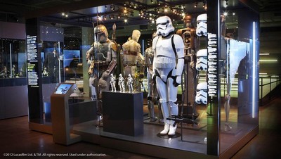 Foto: Jelajahi Dunia Luar Angkasa di Pameran Star Wars