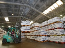 Petani di 5 Daerah Ini Bisa Tebus Pupuk Subsidi Pakai KTP
