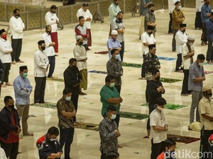 Bacaan Niat Sholat Tarawih dan Witir, Lengkap Beserta Tata Caranya