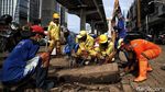 Kerja Keras Demi Kelapa Gading yang Bebas Banjir