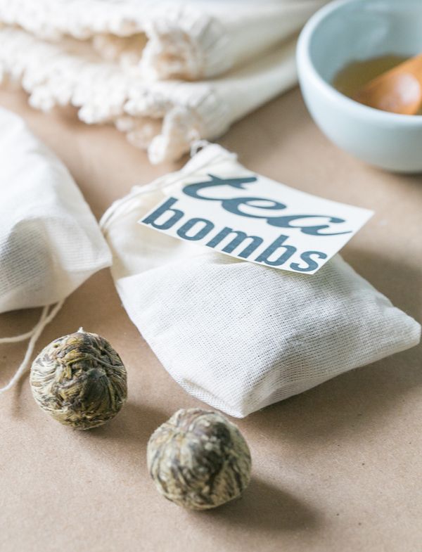 Tea Bomb, Cara Unik Menikmati Segelas Teh di Musim Hujan