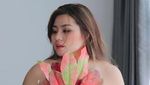 Awas Kepo! Florency WG, Selebgram yang Seksi Abis