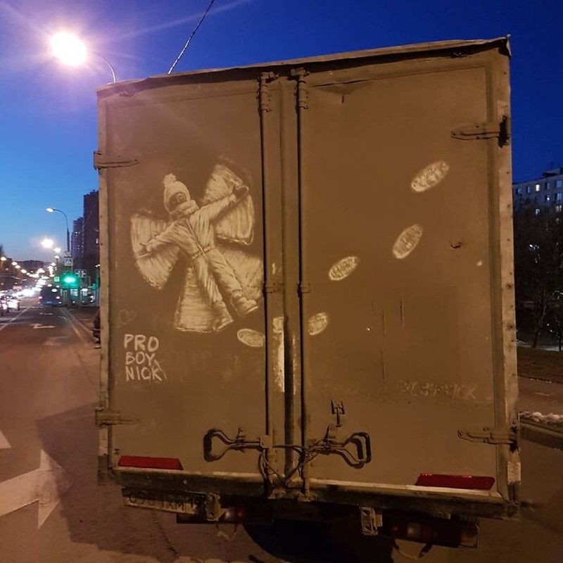 fotoinet truk kreatif Nikita Golubev